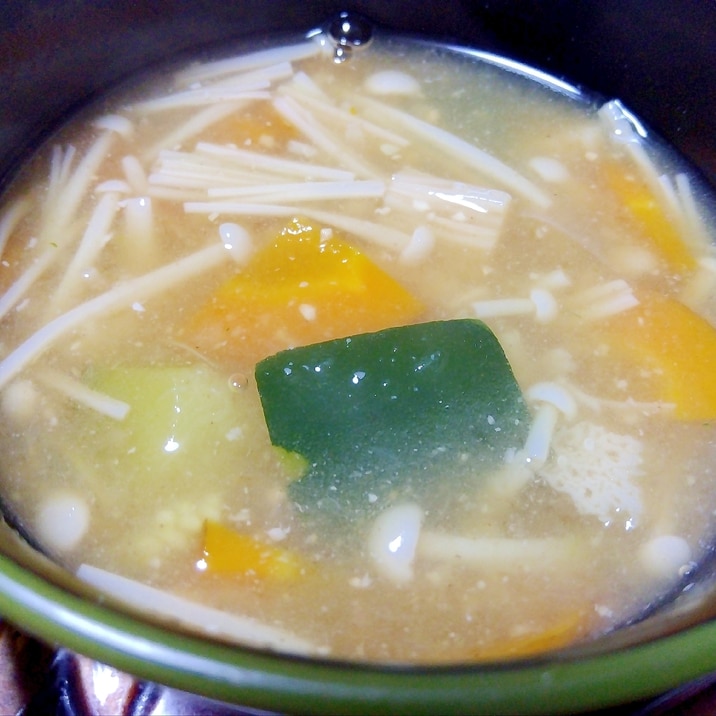 ✿人参えのきズッキーニ味噌汁